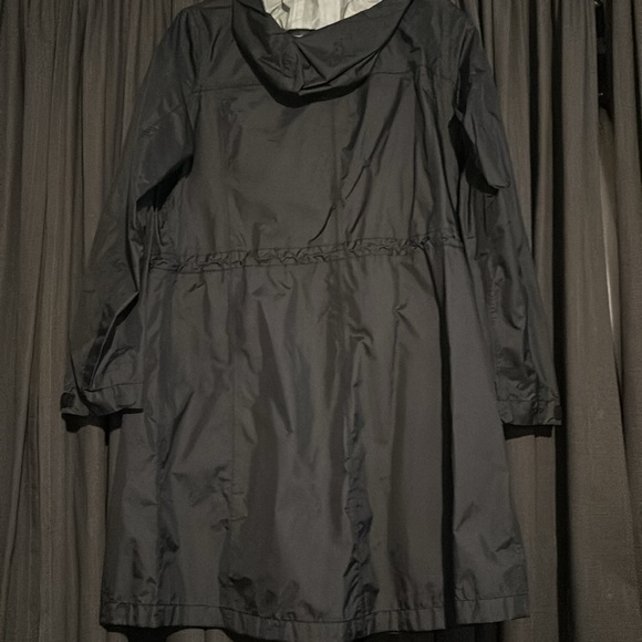 Trail Model Rain Coat Women's Petite Medium - Picture 4 of 6